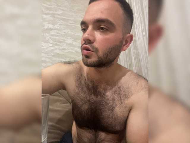 3000-cam-model-ruslann996-ejaculation-medium-cock-gay-male-caucasian-gray-eyes-webcam