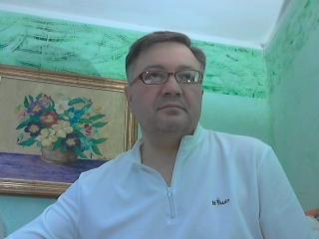 4151-you6me-webcam-model-brown-eyes-webcam-cock-male-mature-brunette